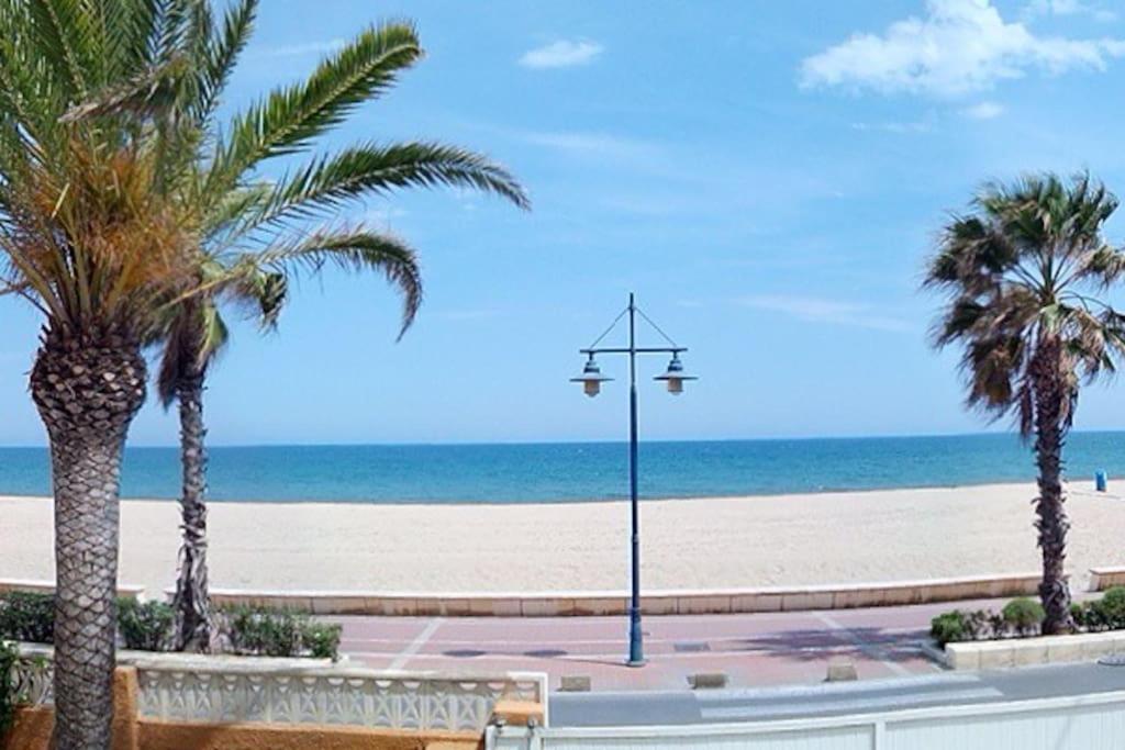 Beach Papa Luna Apartment Peñíscola المظهر الخارجي الصورة